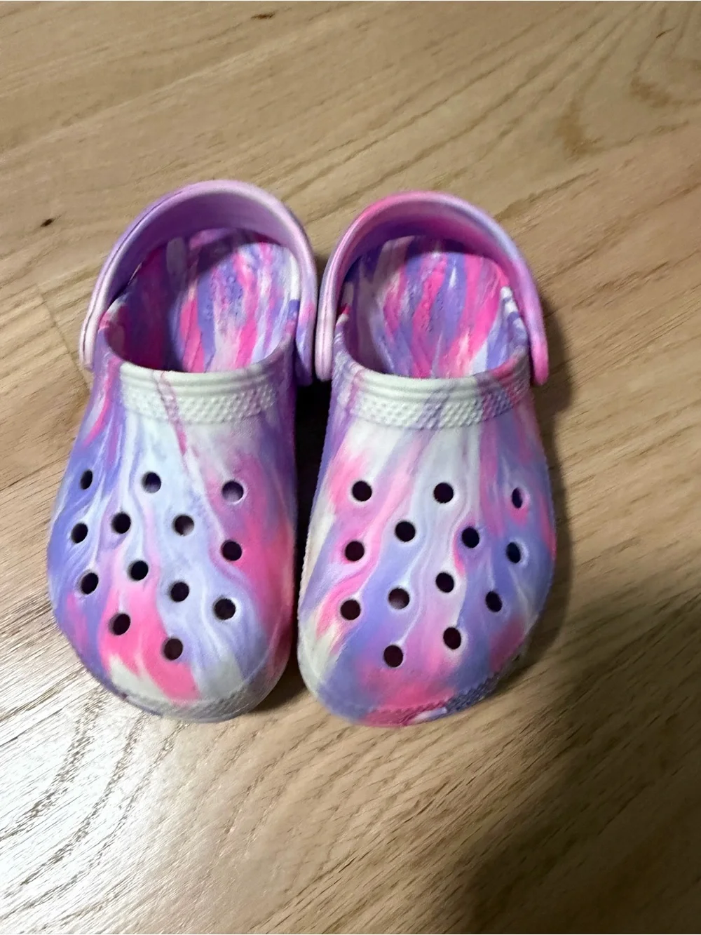 CROCS Kids Tie-Dye Style Clogs in Pink & Purple